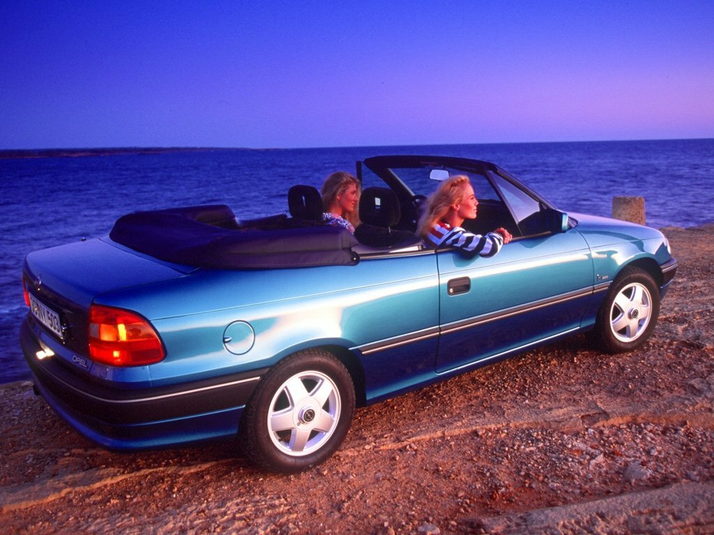 Opel Astra, F, 1991–2002, Кабриолет: Вид сзади в три четверти