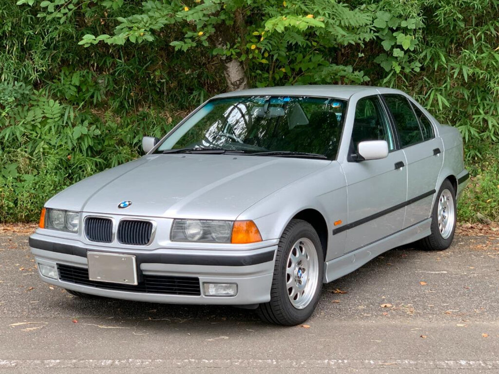 BMW 3-series, 3 поколение, E36, Седан, Япония, 07.1991 - 06.1998: фото поколения 1