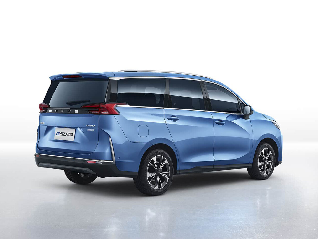 Maxus G50 Plus, , 2021–2025, Minivan: Rear three-quarter view