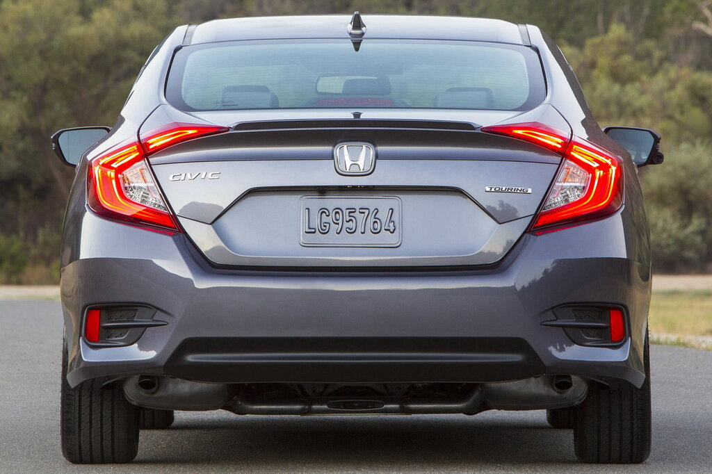 Honda Civic, 10 поколение, FC, Седан, США, 09.2015 - 07.2019: фото поколения 17