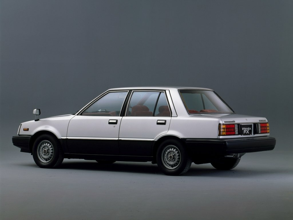 Nissan Stanza, I (T11), 1981–1985, Sedan: Rear three-quarter view