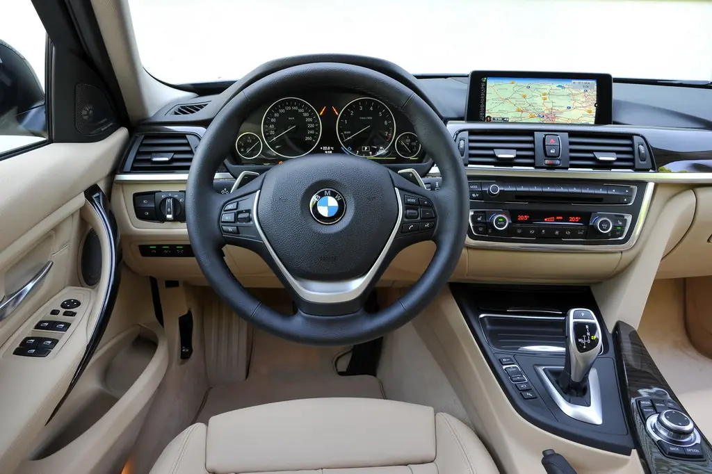 BMW 3-series, 6 поколение, F30, Универсал, Европа, 05.2012 - 08.2015: фото поколения 15