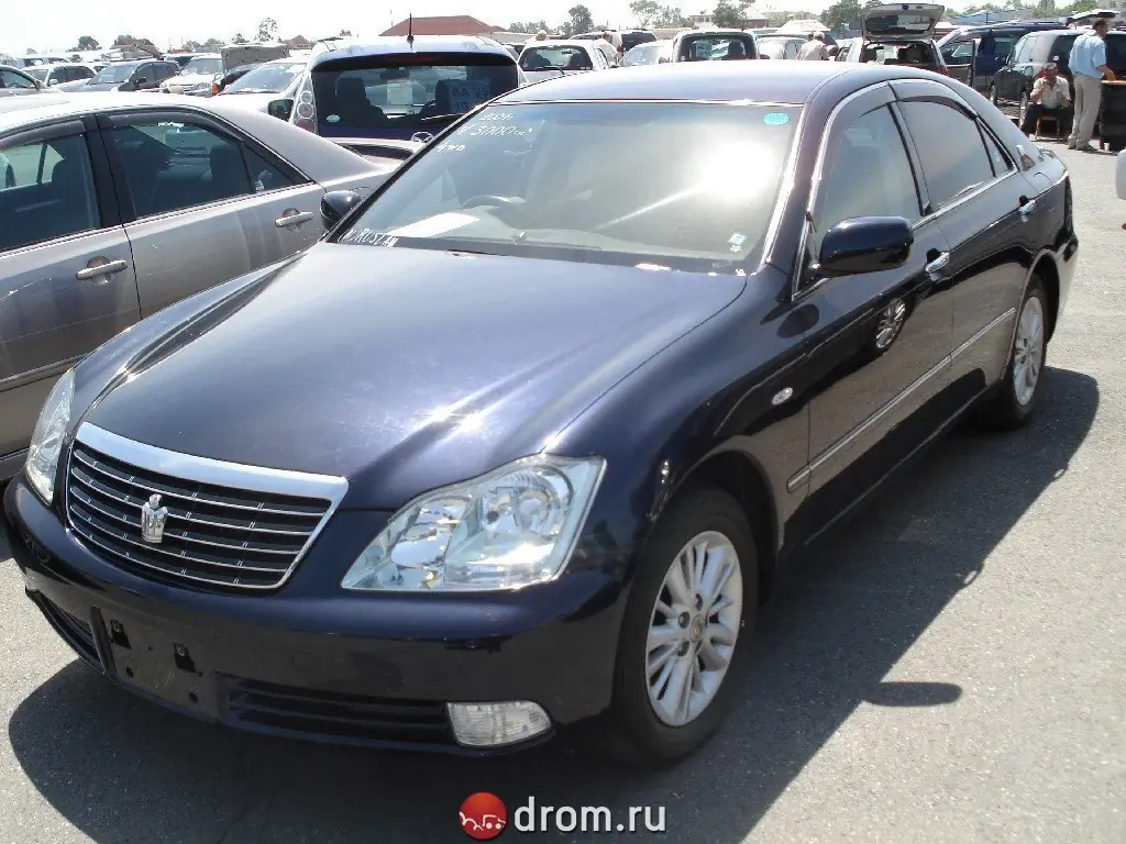 Toyota Crown, 12 поколение, S180, Седан, Япония, 12.2003 - 09.2005: фото поколения 32