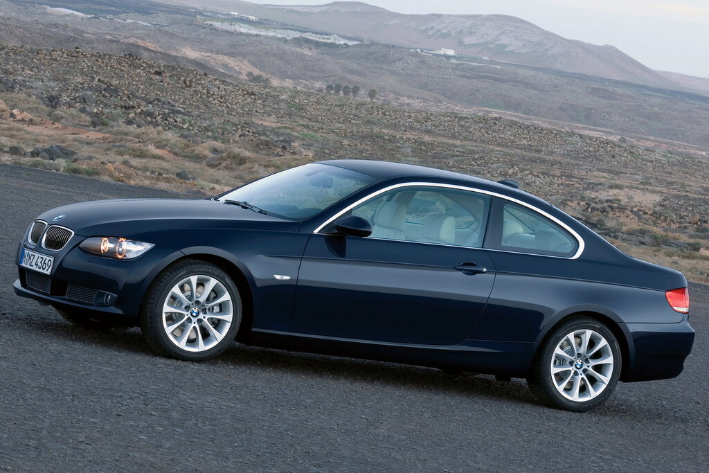 BMW 3-series, 5 поколение, E92, рестайлинг, Купе, Южная Корея, 09.2008 - 11.2011: фото поколения 9