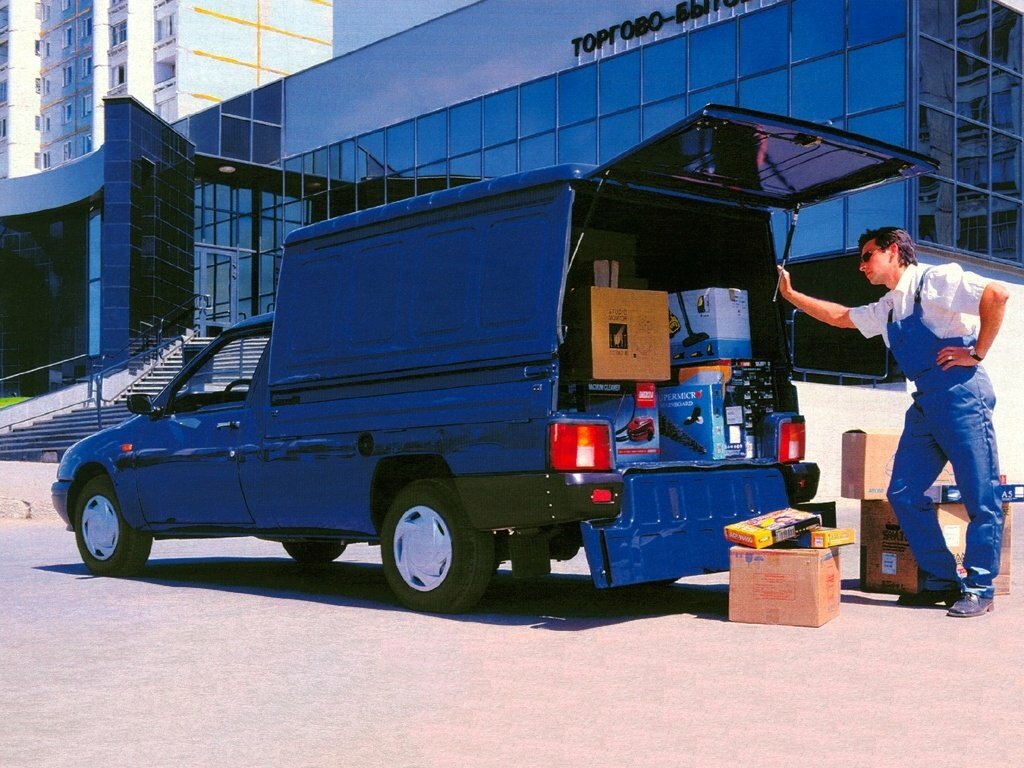 ИЖ 2717, , 1997–2005, Фургон: Вид сзади в три четверти
