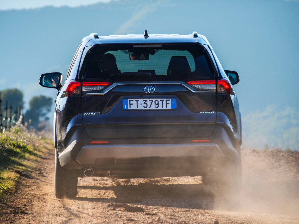 Toyota Rav4, 5 поколение, XA50, Джип/suv 5 дв., ОАЭ, 03.2018 - н.в.: фото поколения 6