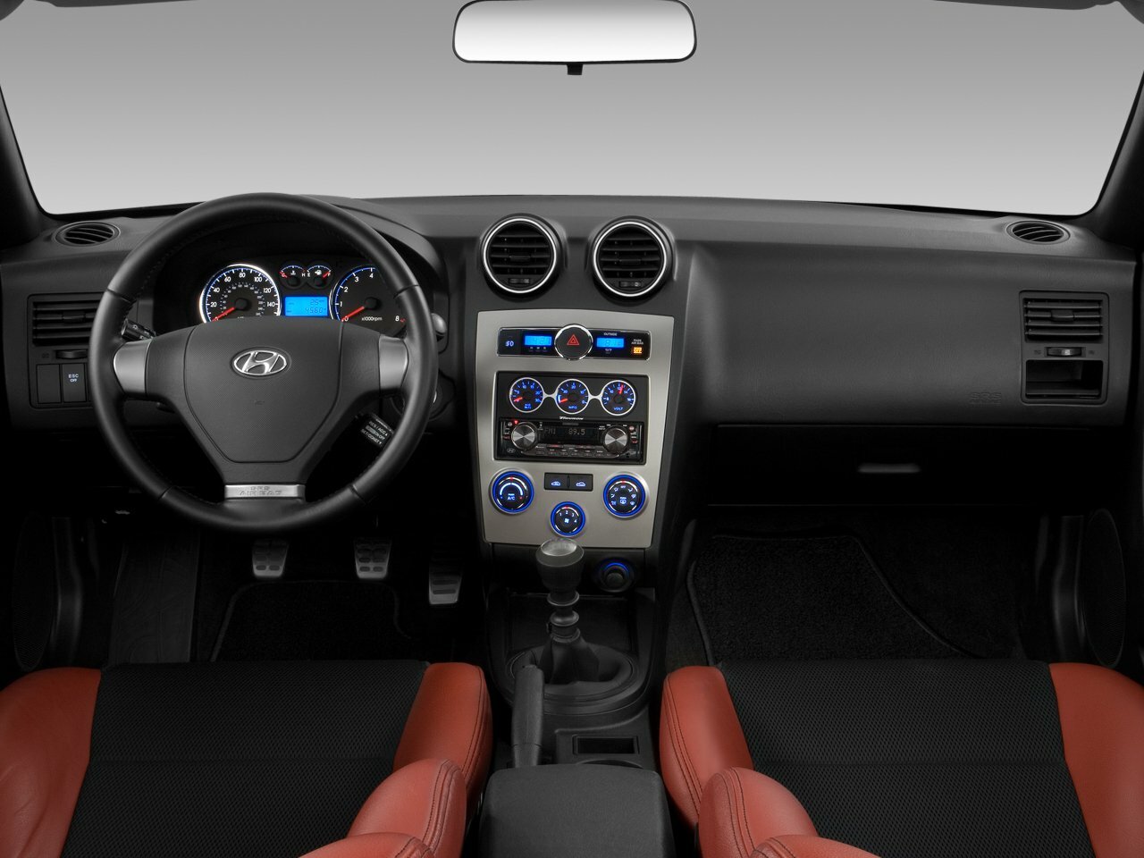 Hyundai Tiburon, II (GK) Рестайлинг, 2007–2009, Купе: Передняя панель