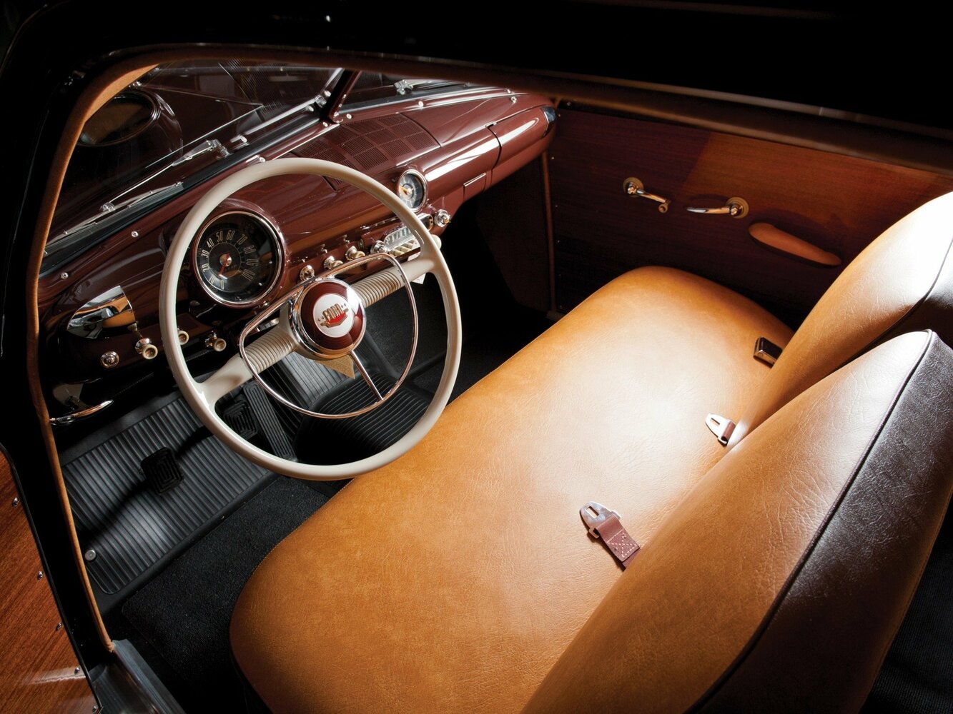 Ford Custom, , 1949–1955, Coupe: Front cabin