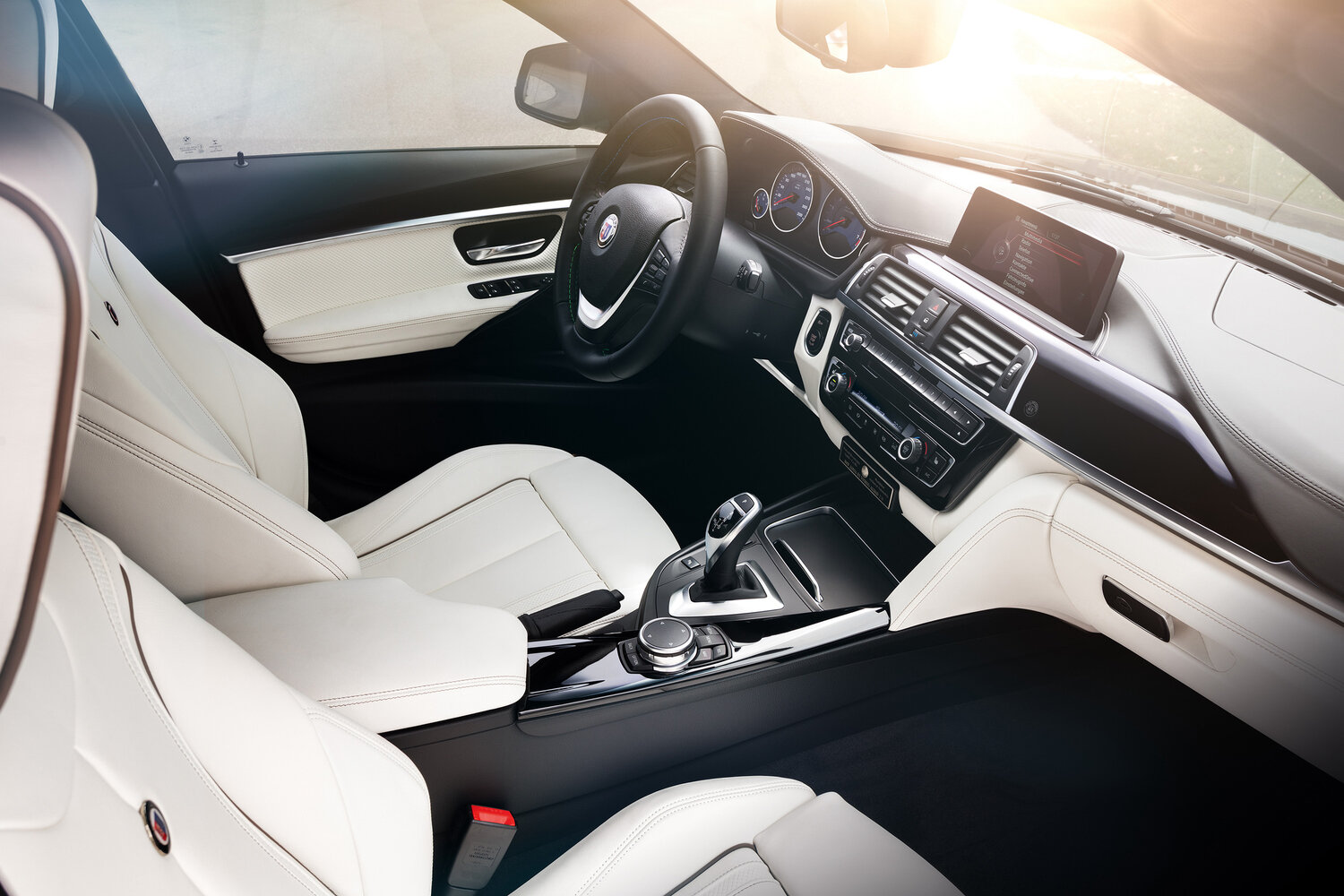 Alpina B3, F30, 2013–2017, Универсал 5 дв.: Передняя часть салона