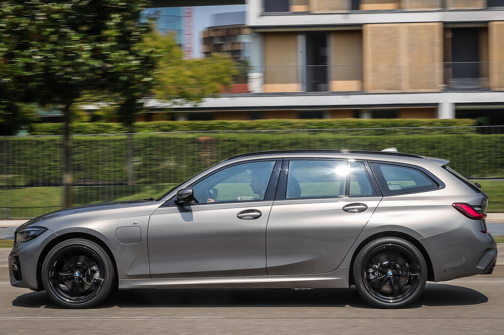 BMW 3-series, 7 поколение, G21, Универсал, Европа, 06.2019 - 06.2022: фото поколения 14