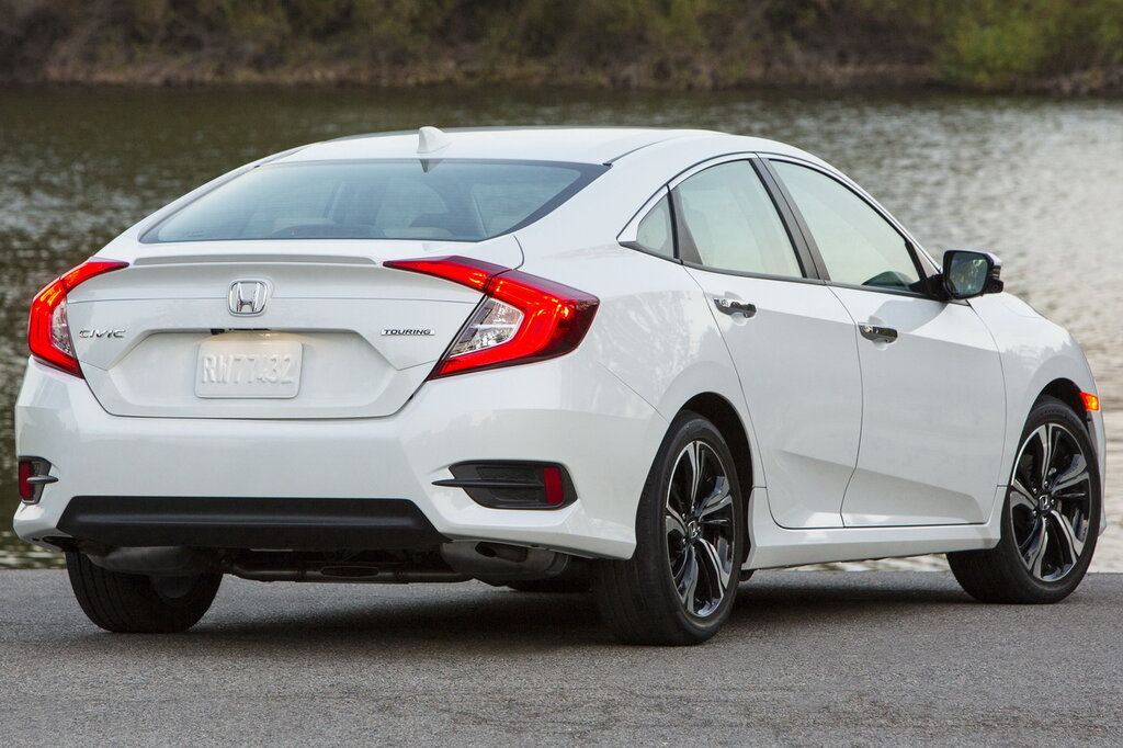 Honda Civic, 10 поколение, FC, Седан, США, 09.2015 - 07.2019: фото поколения 18