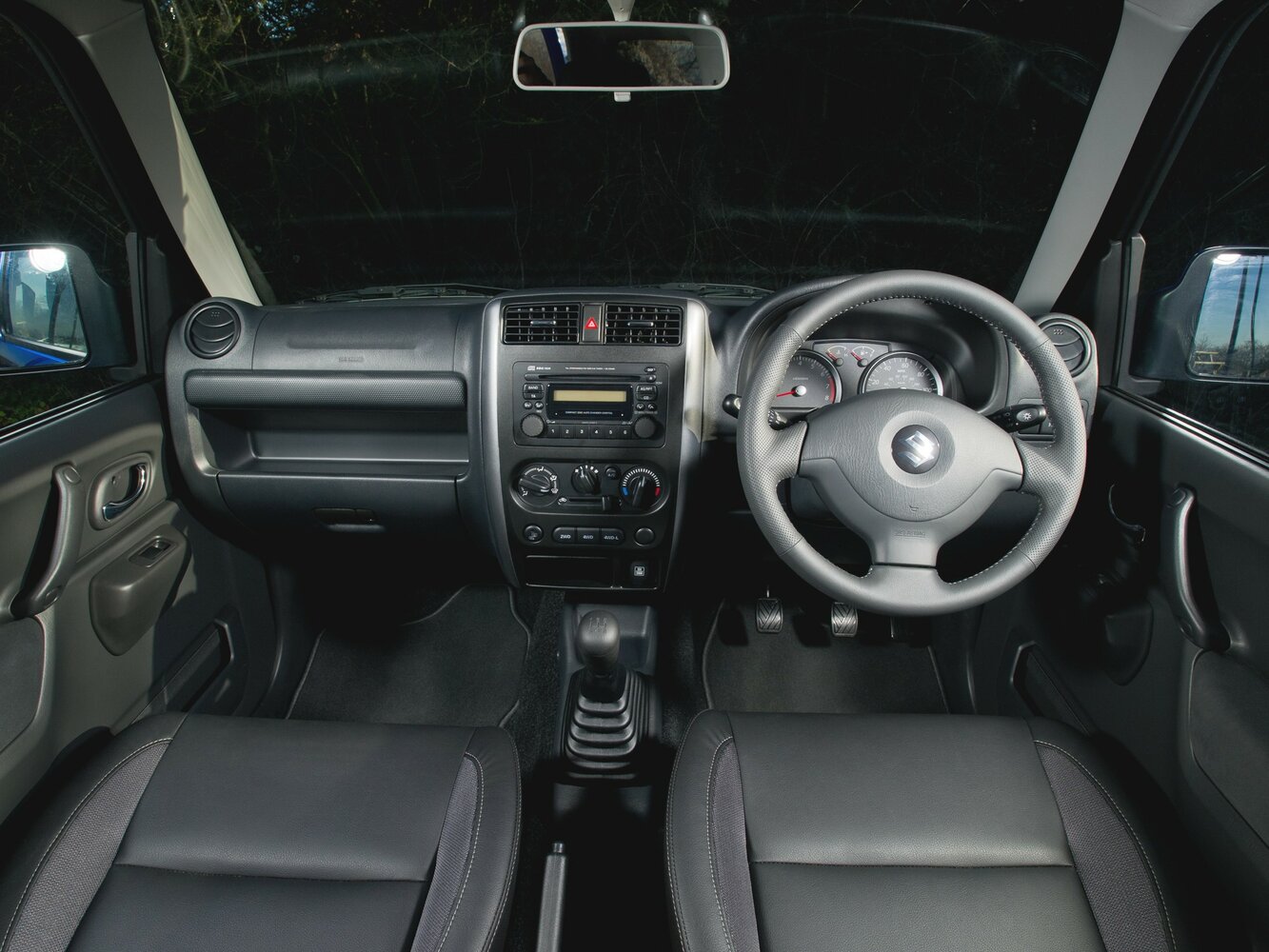 Suzuki Jimny, III Рестайлинг 1, 2005–2012, Внедорожник 3 дв. Kei car: Передняя панель