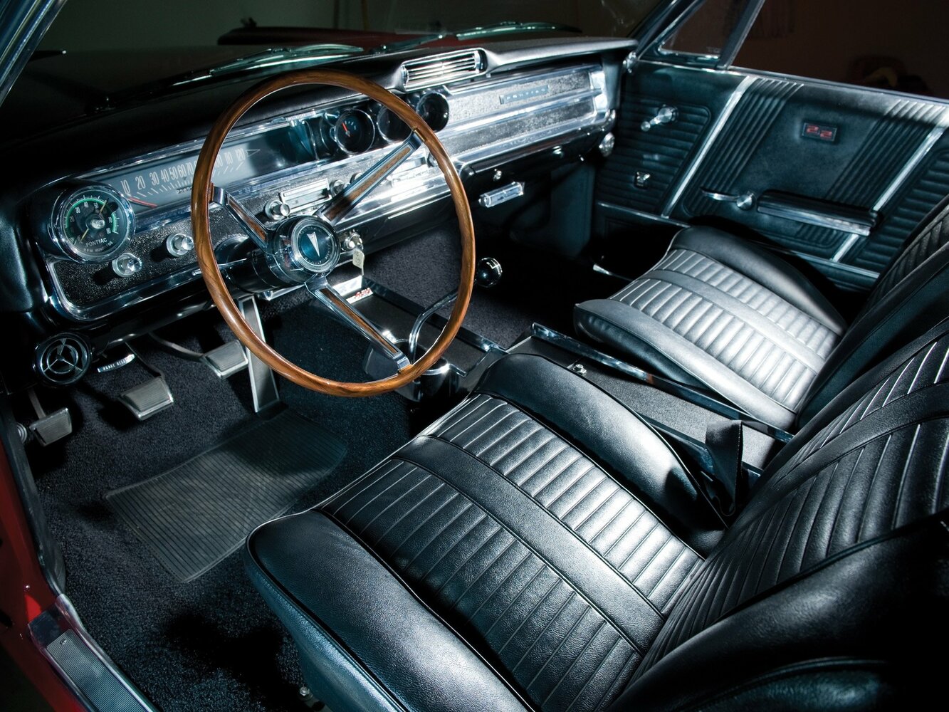 Pontiac Catalina, III, 1965–1970, Купе-хардтоп: Передняя панель