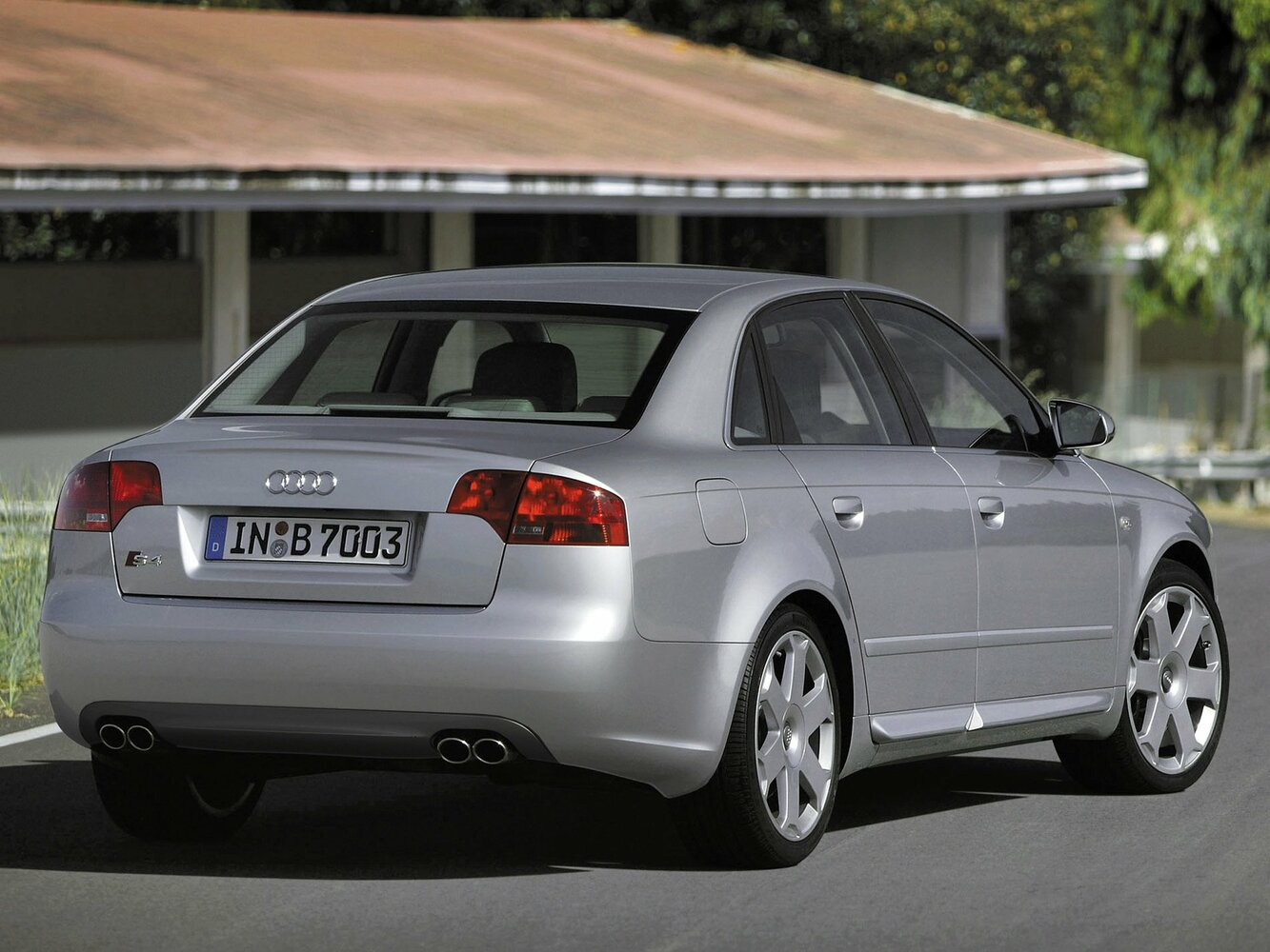 Audi S4, III (B7), 2004–2008, Седан: Вид сзади в три четверти