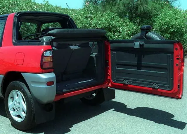 Toyota Rav4, 1 поколение, XA10, рестайлинг, Открытый кузов, Япония, 09.1997 - 04.2000: фото поколения 4
