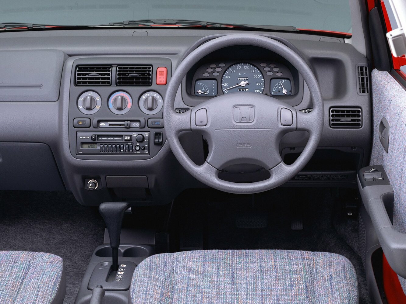 Honda Logo, , 1996–2001, Hatchback 5 door: Dashboard