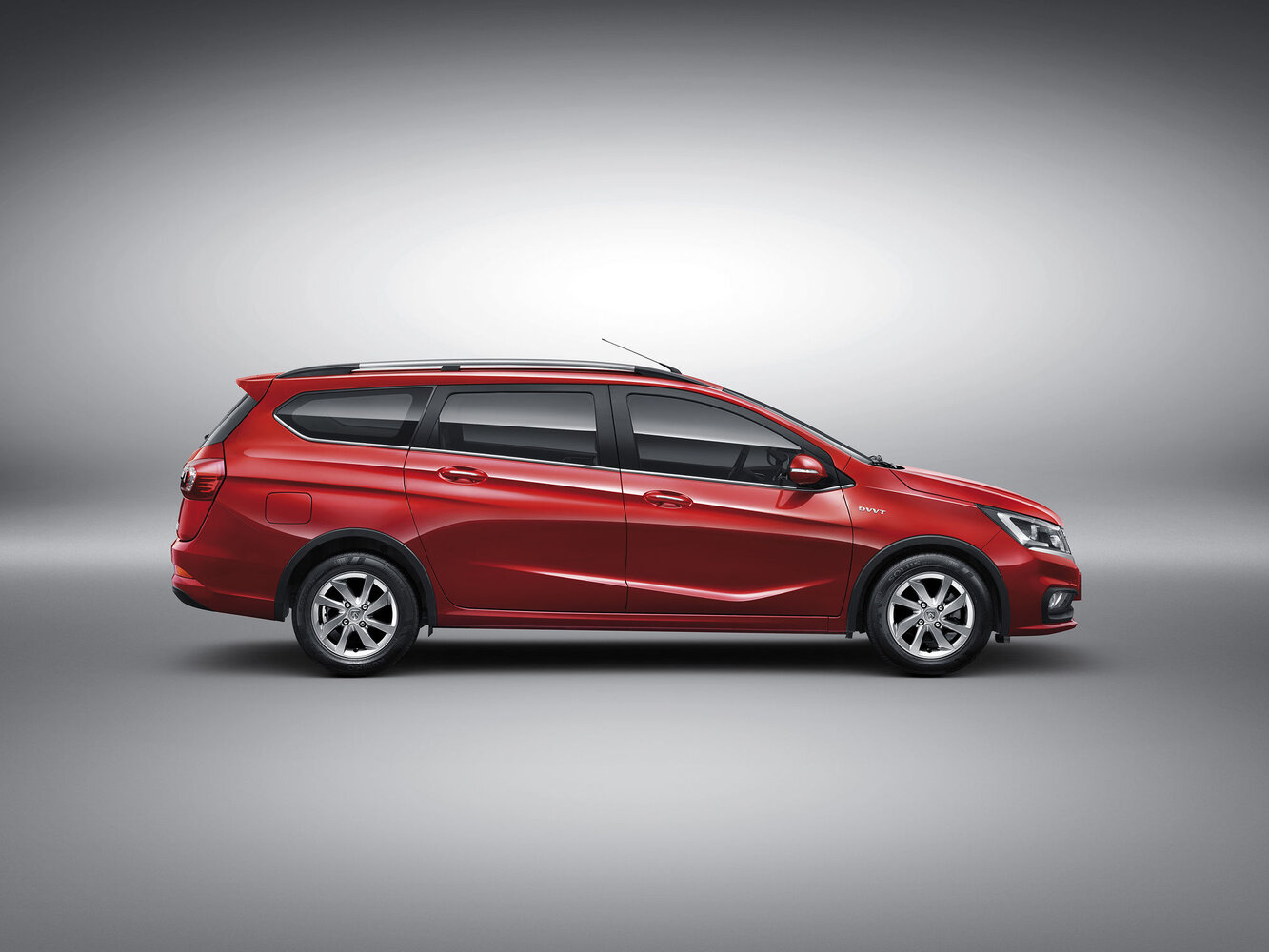 Baojun 310, I, 2016–2021, Универсал 5 дв. W: Вид сбоку