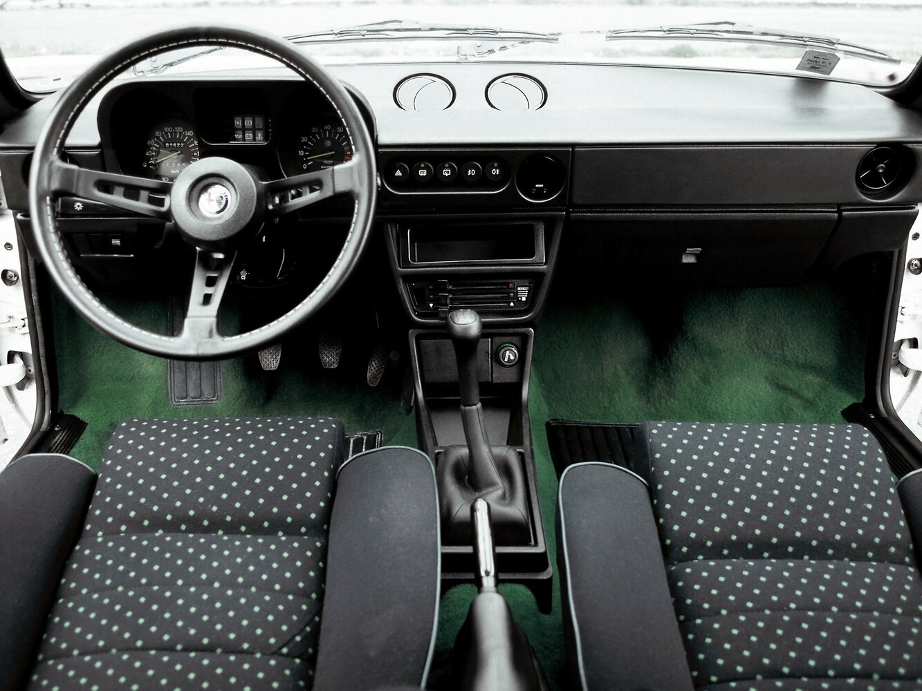 Alfa Romeo Sprint, , 1983–1989, Хэтчбек 3 дв.: Передняя панель