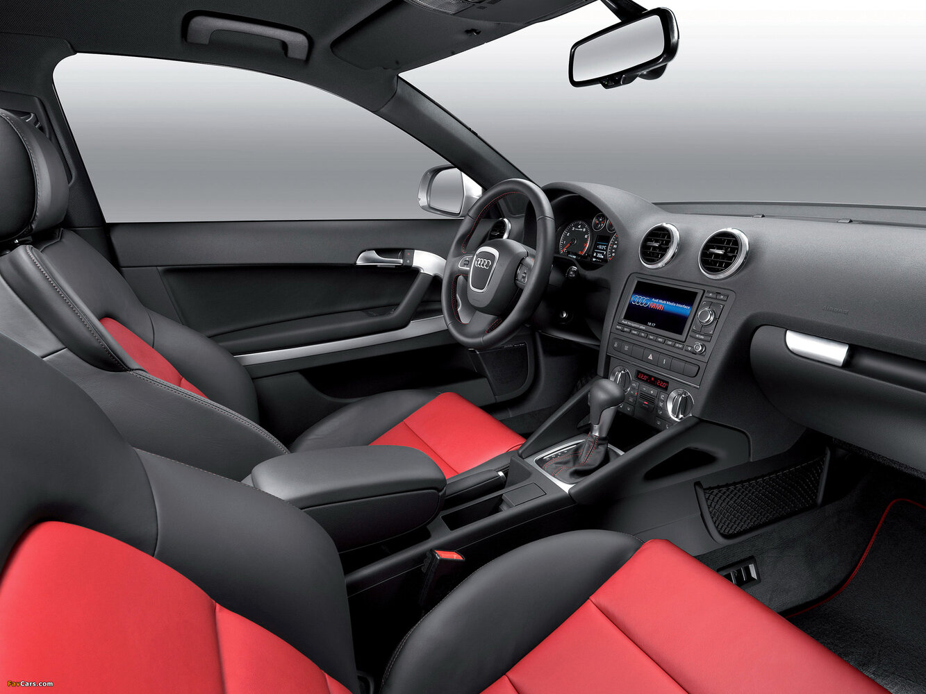 Audi A3, II (8P) Рестайлинг 2, 2008–2013, Хэтчбек 5 дв. Sportback: Передняя часть салона