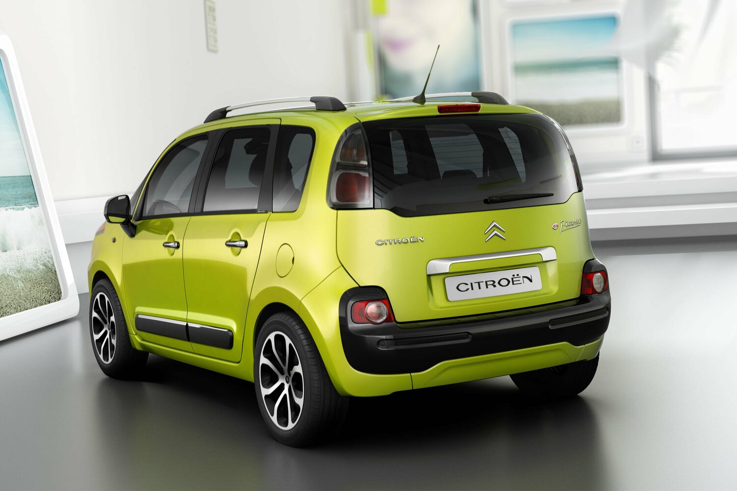 Citroen C3 Picasso, I, 2008–2012, Компактвэн: Вид сзади в три четверти