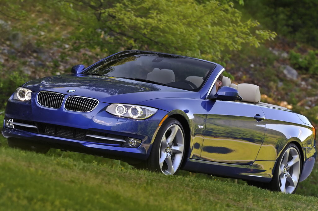 BMW 3-series, 5 поколение, E93, рестайлинг, Открытый кузов, США, 03.2010 - 07.2013: фото поколения 3