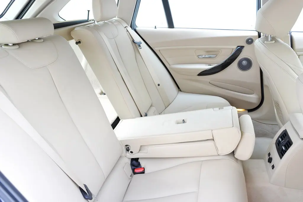 BMW 3-series, 6 поколение, F30, Универсал, Европа, 05.2012 - 08.2015: фото поколения 17