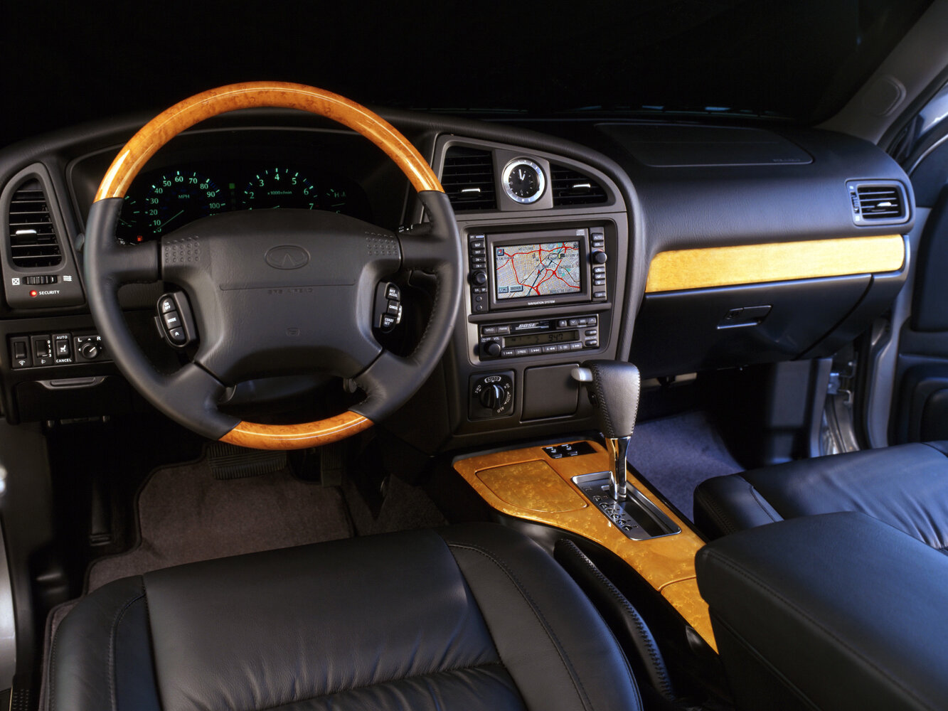 Infiniti QX4, I, 1996–2003, Внедорожник 5 дв.: Передняя панель