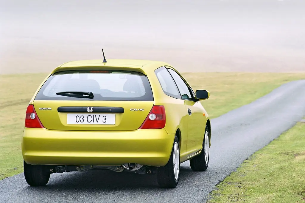 Honda Civic, 7 поколение, EP, Хэтчбек 3 дв., Европа, 01.2001 - 08.2003: фото поколения 10