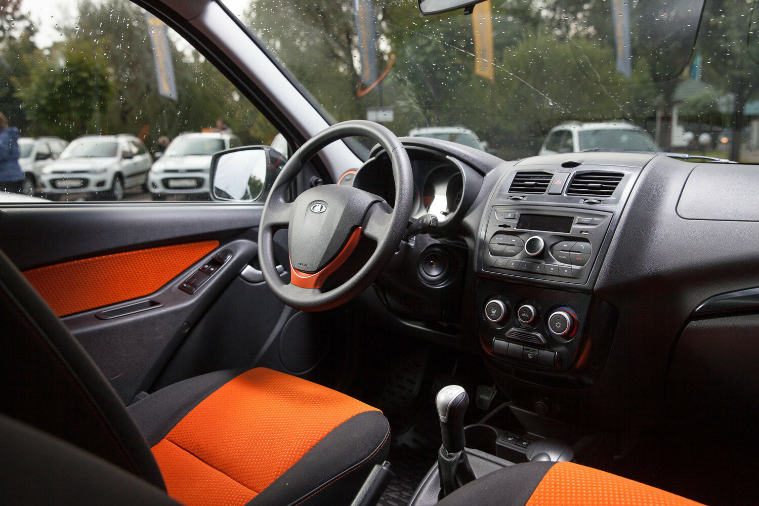 Lada (ВАЗ) Kalina, II, 2013–2018, Estate 5 door Cross: Front cabin