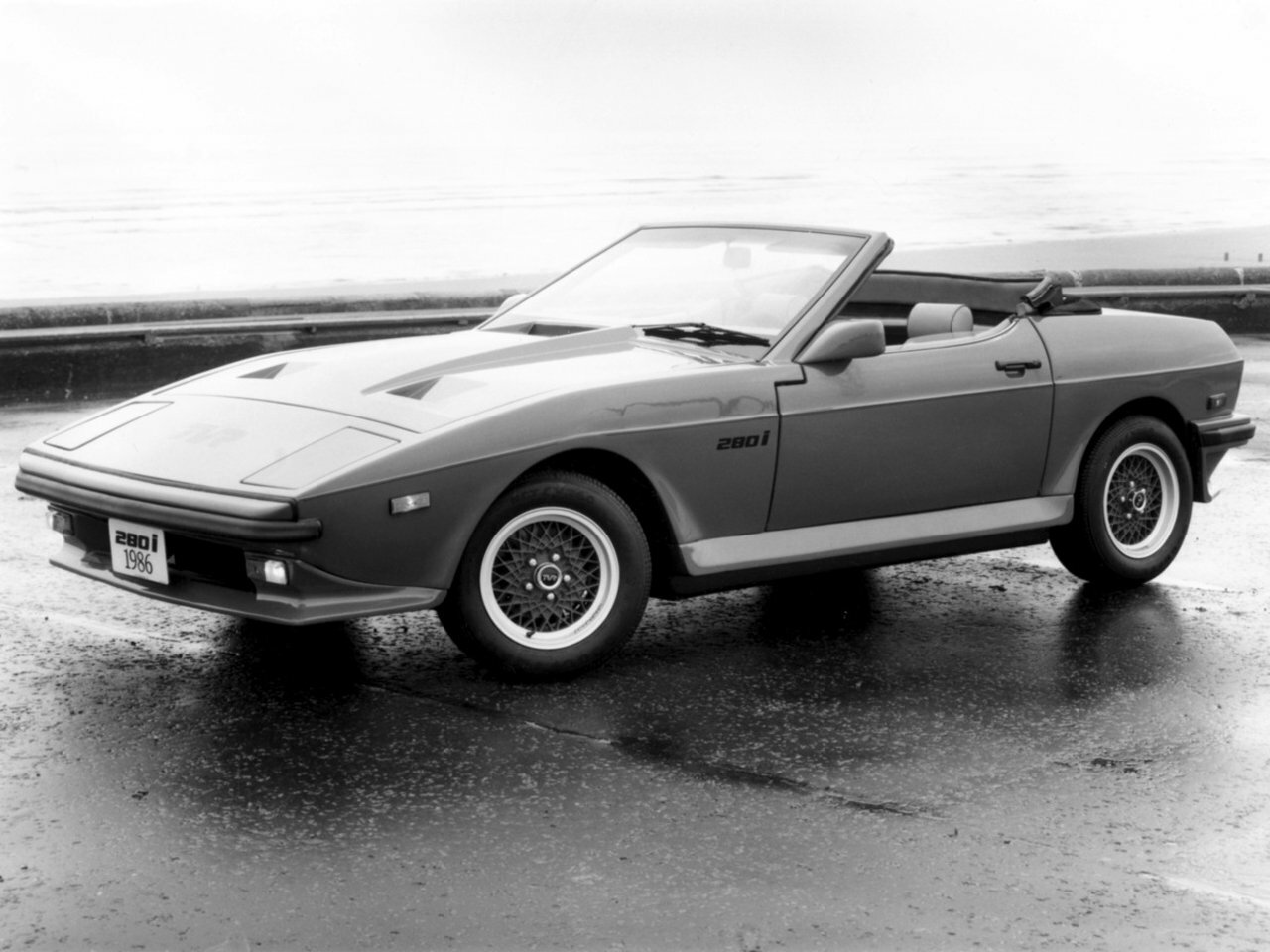 TVR 280, , 1980–1986, Родстер: Вид сбоку
