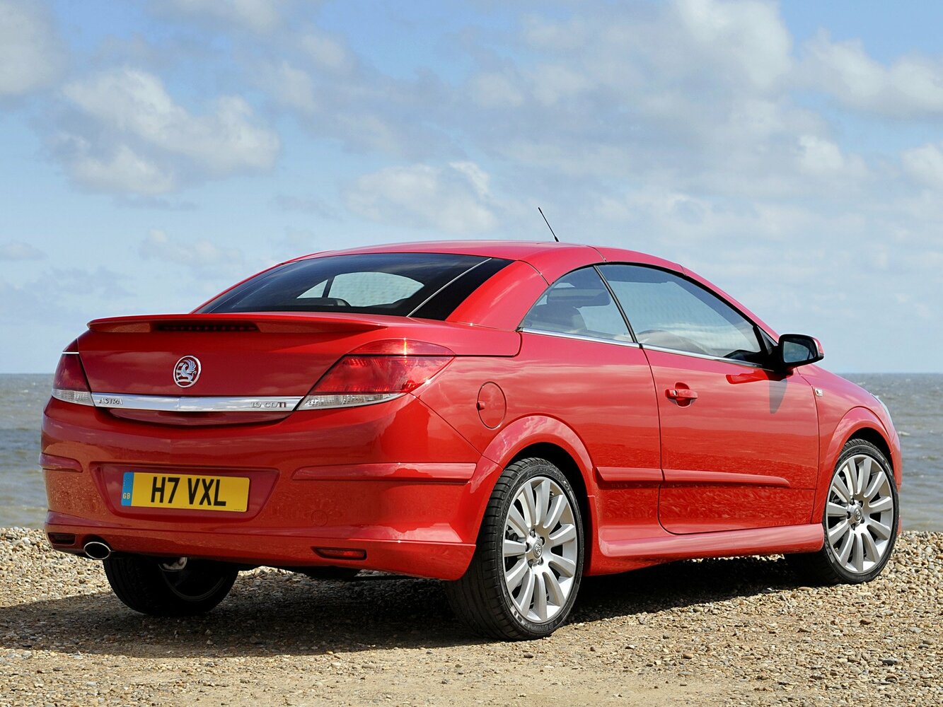 Vauxhall Astra, H, 2004–2010, Кабриолет: Вид сзади в три четверти