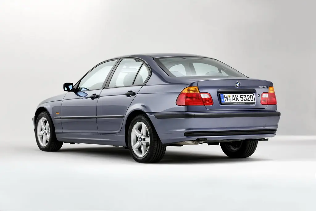 BMW 3-series, 4 поколение, E46, Седан, Россия, 03.1998 - 08.2001: фото поколения 6