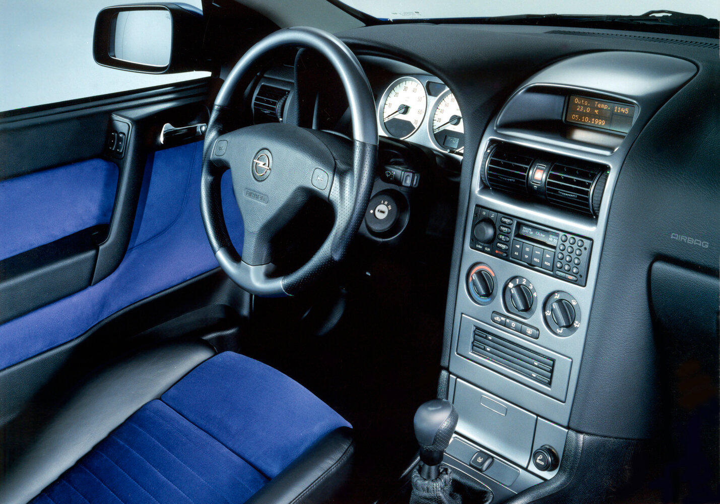 Opel Astra, G, 1998–2009, Купе: Передняя часть салона
