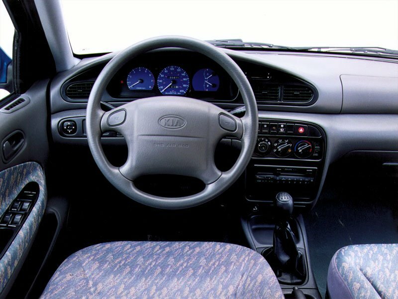 Kia Sephia, I facelift, 1994–1998, Sedan: Dashboard