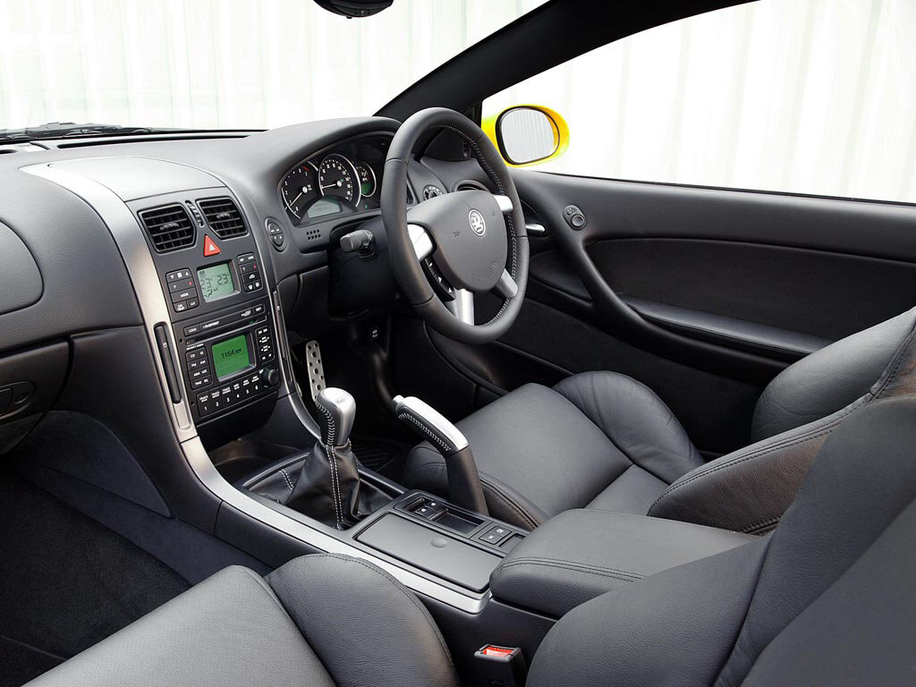 Vauxhall Monaro, , 2001–2007, Купе: Передняя часть салона
