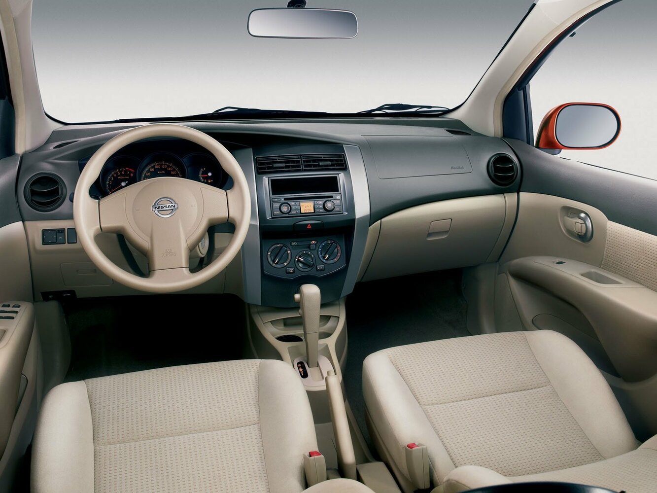 Nissan Livina, I, 2006–2013, Minivan: Dashboard