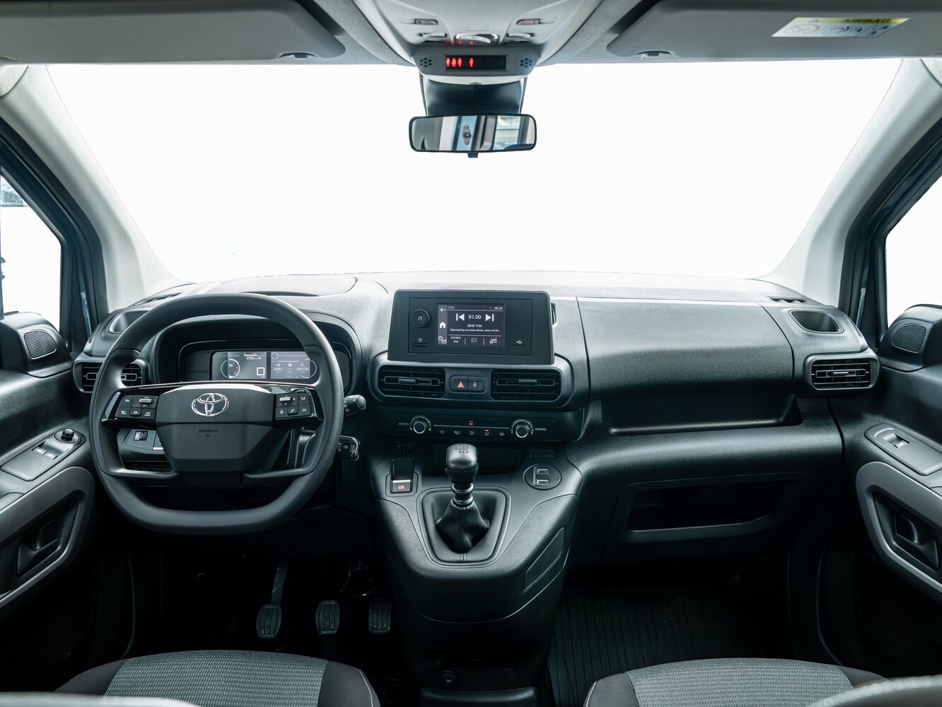 Toyota ProAce City, I facelift, 2024–2026, Compact MPV Verso L2: Dashboard