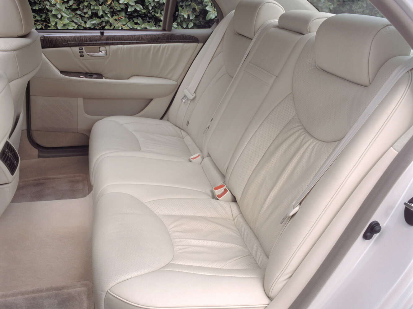 Lexus LS, III, 2000–2003, Седан: Задняя часть салона