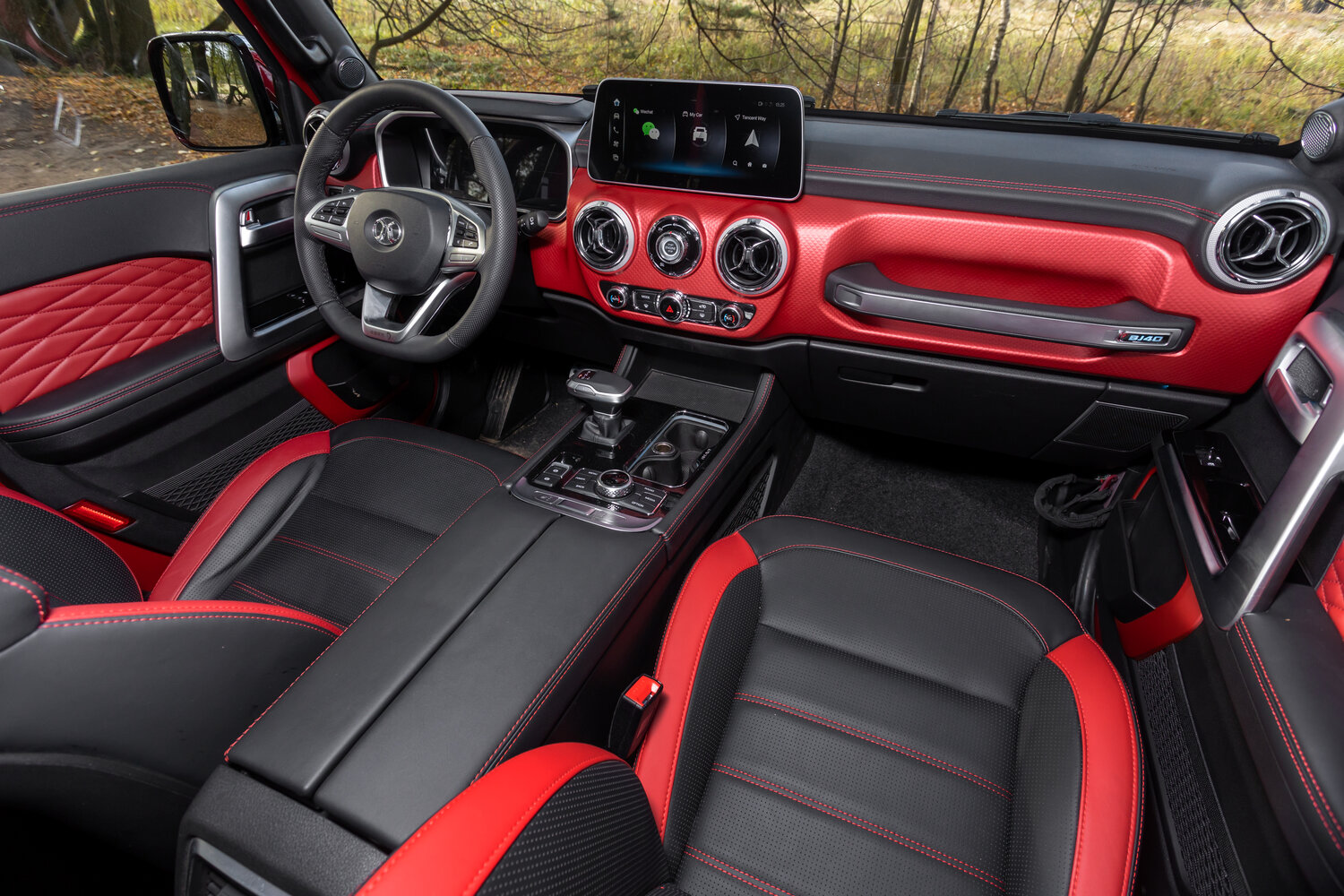 BAIC BJ40, I Рестайлинг, 2019–2026, Внедорожник 5 дв.: Передняя часть салона