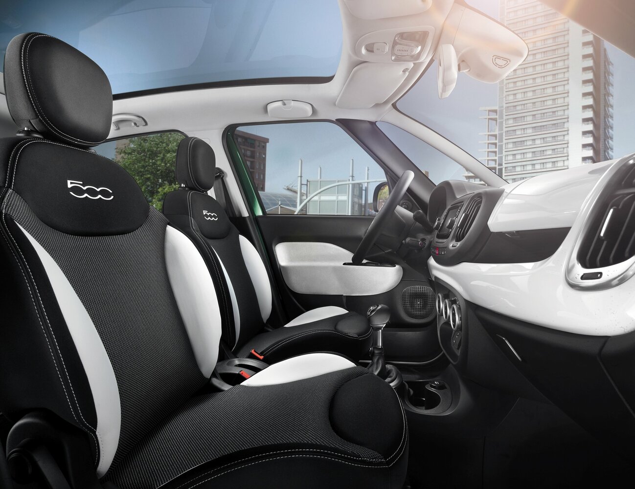 Fiat 500L, I, 2012–2017, Компактвэн Trekking: Передняя часть салона
