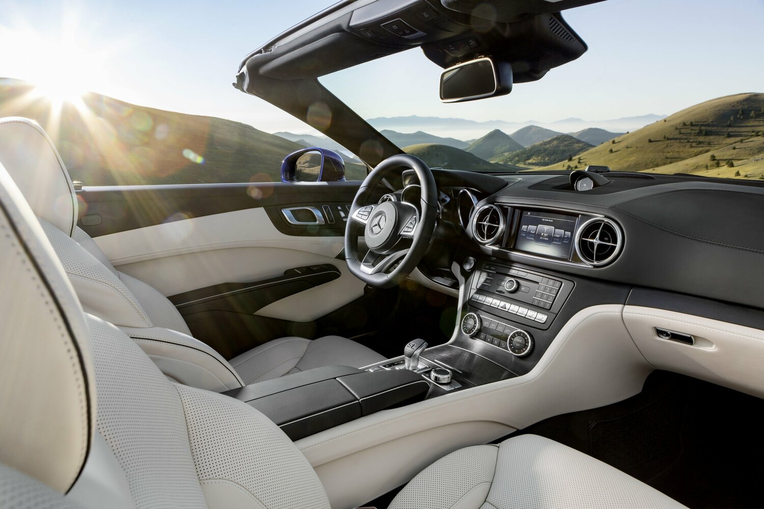 Mercedes-Benz SL-Класс, VI (R231) Рестайлинг, 2016–2020, Родстер: Передняя часть салона
