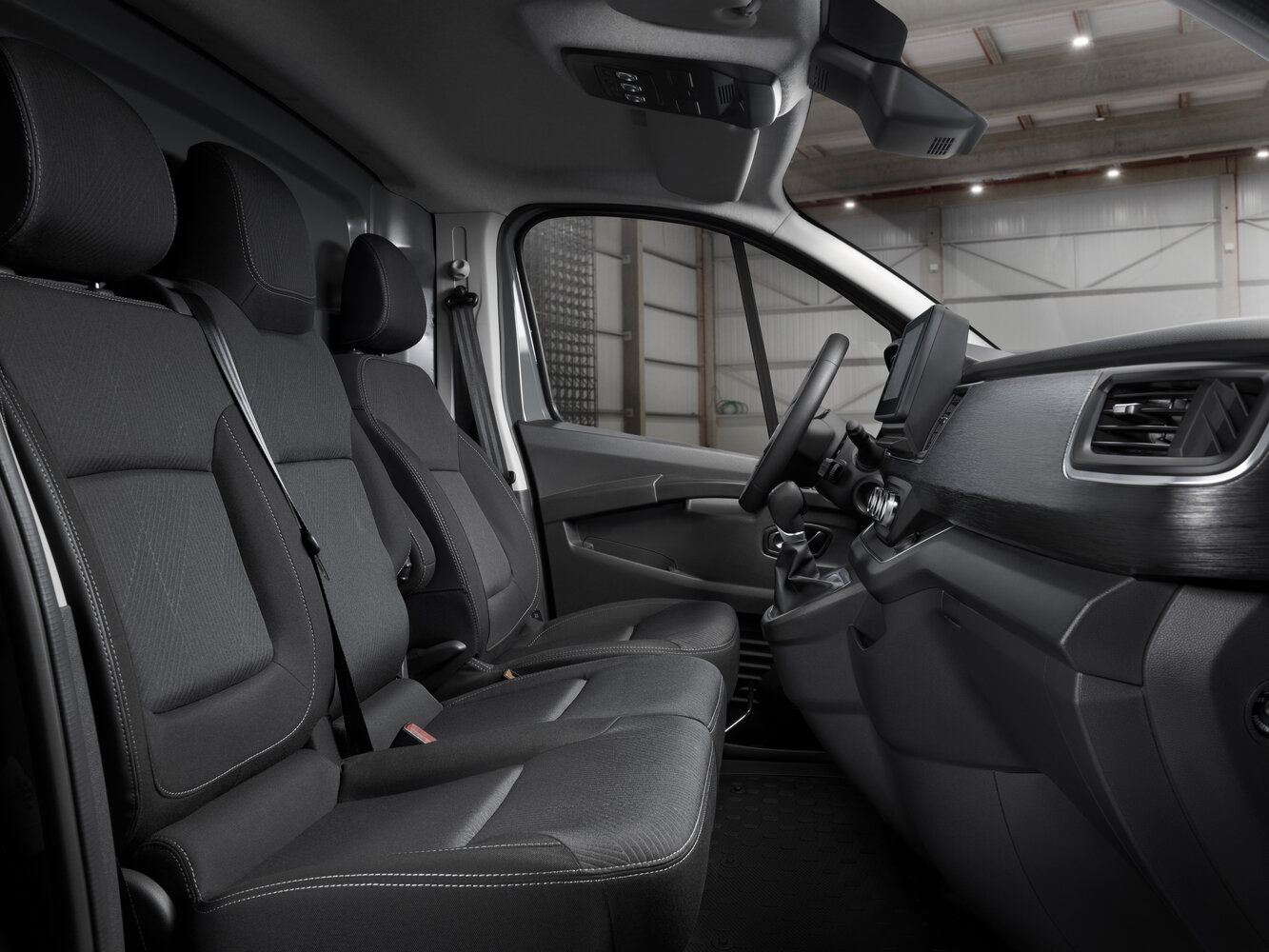 Nissan Primastar, II, 2021–2026, Van Van: Front cabin