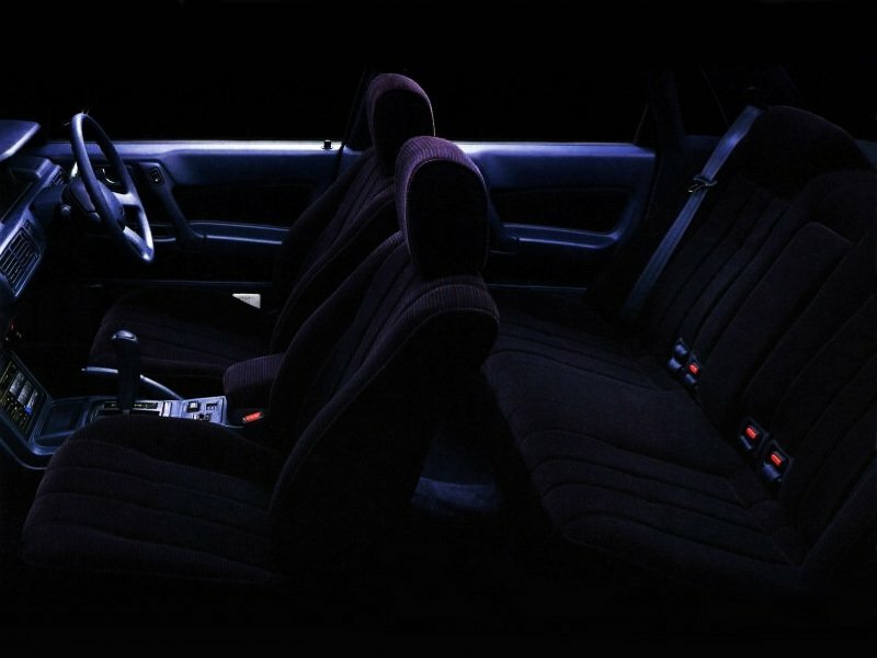 Mitsubishi Galant, VI, 1987–1992, Sedan: Rear cabin