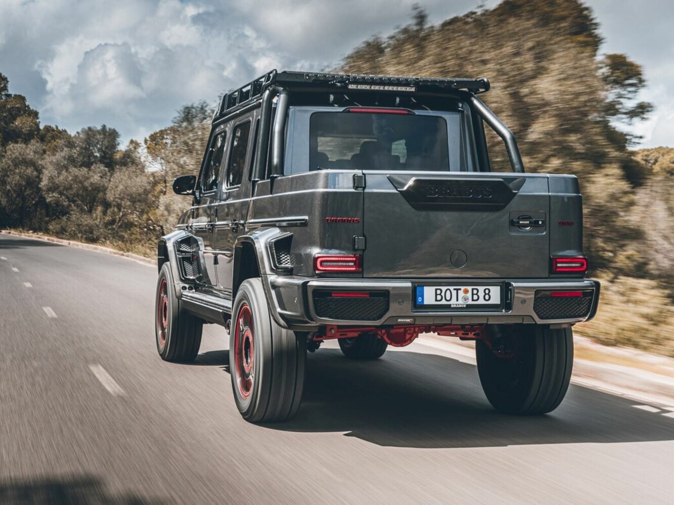 Mercedes-Benz G-Класс AMG, II (W463), 2018–2024, Пикап Двойная кабина: Вид сзади в три четверти