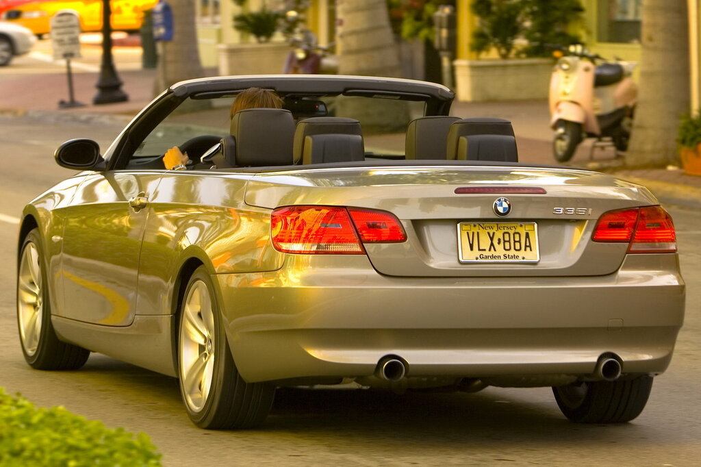 BMW 3-series, 5 поколение, E93, Открытый кузов, США, 07.2006 - 02.2010: фото поколения 7