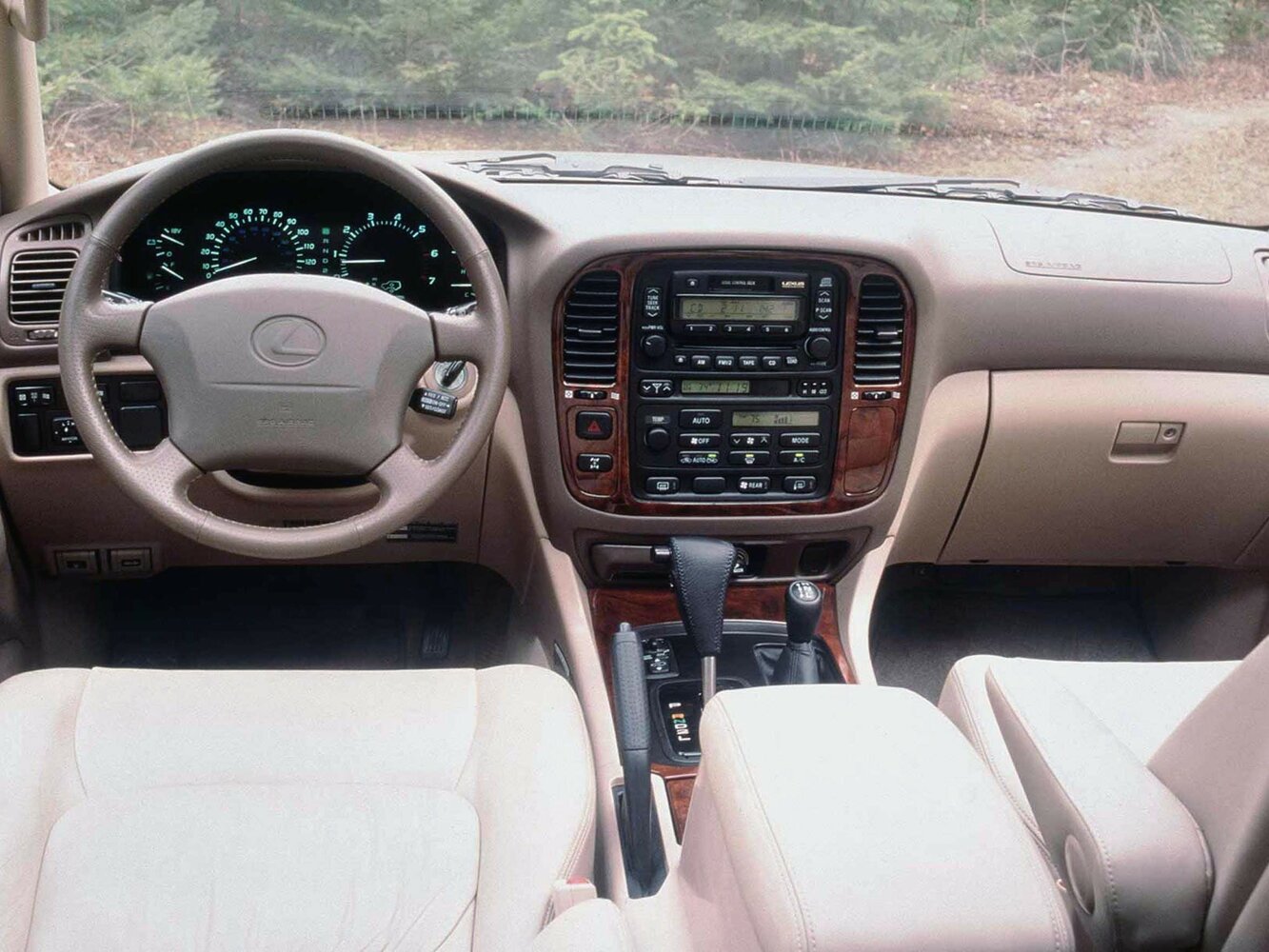 Lexus LX, II, 1998–2002, SUV 5 door: Dashboard