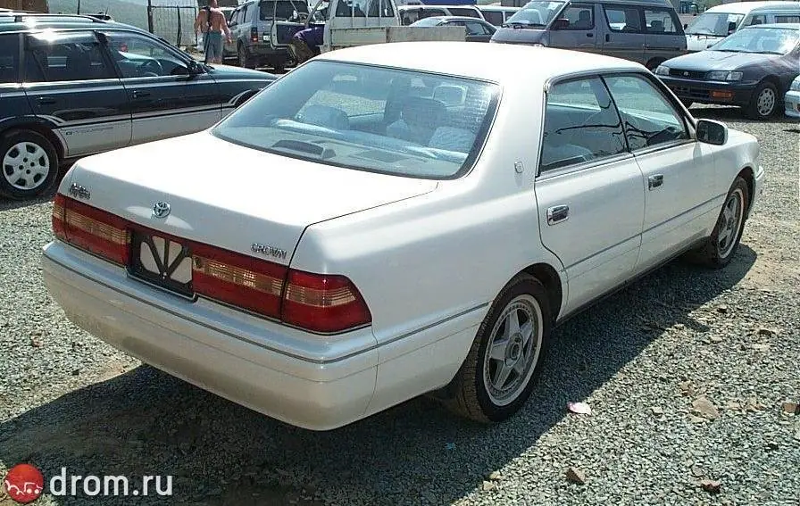Toyota Crown, 10 поколение, S150, Седан, Япония, 07.1995 - 06.1997: фото поколения 22