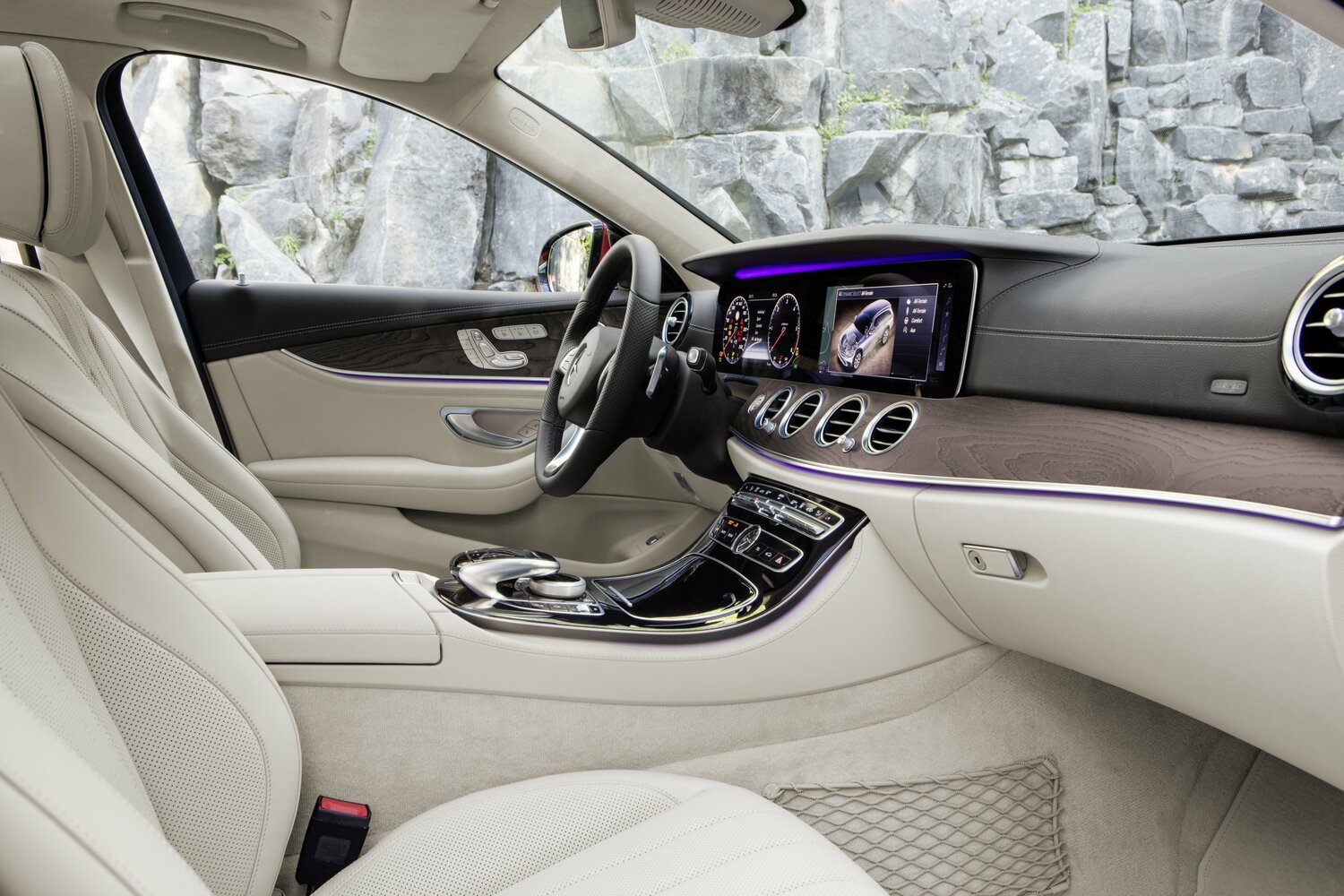 Mercedes-Benz E-Класс, V (W213, S213, C238), 2016–2021, Универсал 5 дв. All-Terrain: Передняя часть салона