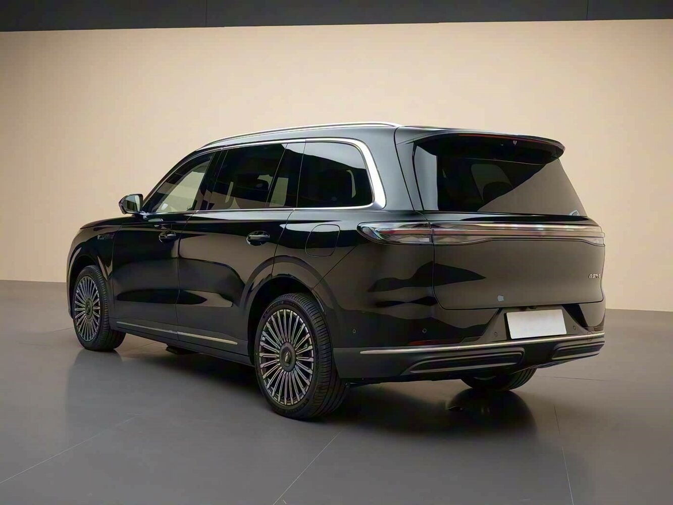 Chery Fulwin T11, , 2025–2026, Внедорожник 5 дв.: Вид сзади в три четверти