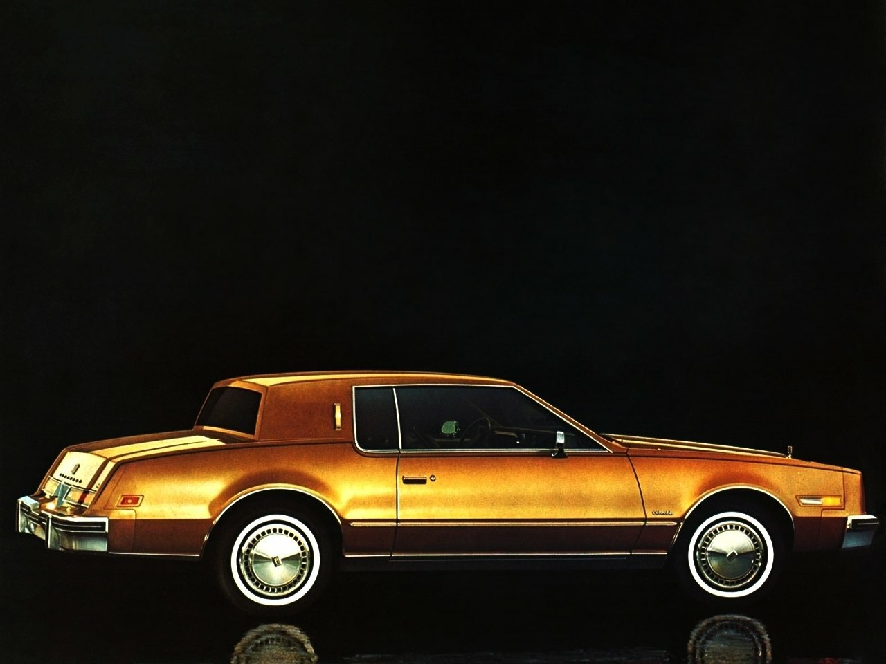 Oldsmobile Toronado, III, 1978–1985, Купе: Вид сбоку
